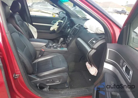 2016 Ford Explorer Xlt z USA, uszkodzony, nr VIN 1FM5K8D82GGD35630